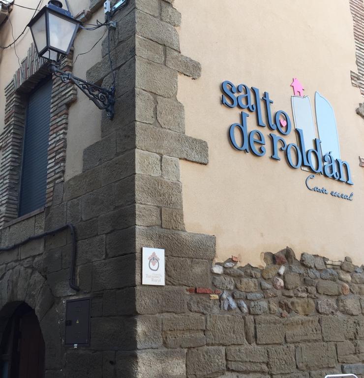 Gasthaus Casa Salto De Roldan Apiés Exterior foto